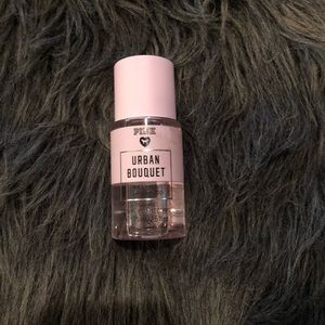 VS PINK Body Spray
